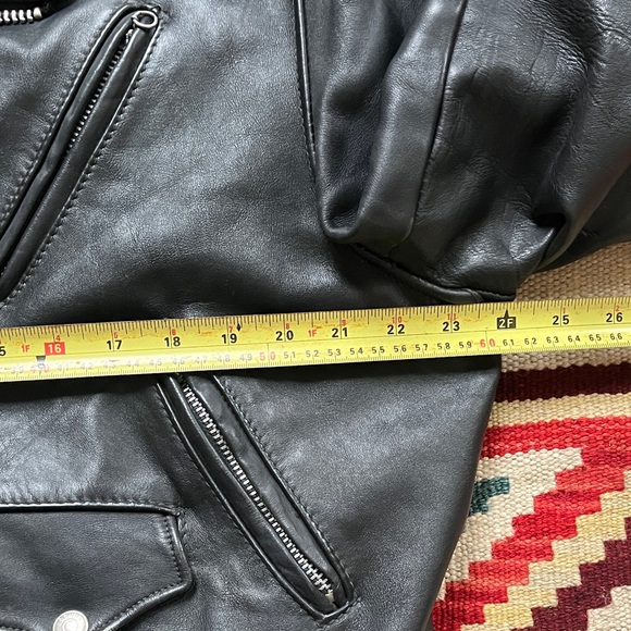 1970s Schott Perfecto Black Leather Motorcycle Jacket - Picture 9 of 11